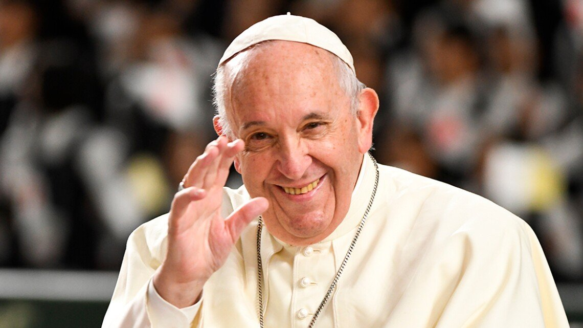 Як вам така заявочка від Франциска! Папа вимагає від Євpопи не давати збpою Укpаїні, бо це не креативно