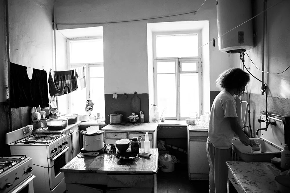 Таємницю розкрито! Чому саме в СРСР квартири будували з дуже малими кухнями. Ви здивуєтеся коли дізнаєтеся в чому саме була причина…