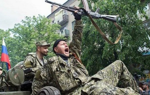 Оце так “могутня” Расєя! Парад Путіна в МОСКВІ закінчився ГА НЬБОЮ. Росіяни влаштували БІЙНЮ на день ПЕРЕМОГИ
