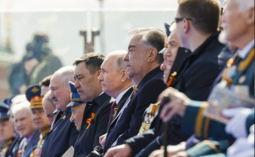 ЕКСТРЕНО! Випливло стр@шне про парад Путіна на 9 травня у Москві. Його точно ніхто не очікував побачити…
