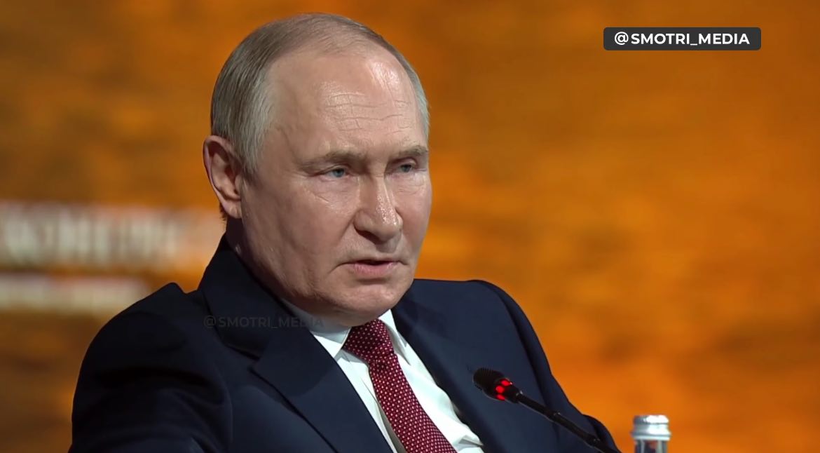 Путін: “Вся Україна наша. Росіяни й українці — “один народ”, а тому…”