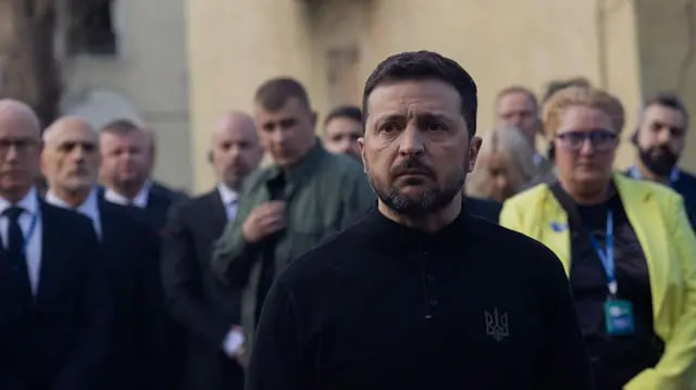 Реакція ПРИГОЛОМШИЛА усіх! Гляньте, з ким зустрівся ЗЕЛЕНСЬКИЙ у ЄВРОПІ. Такого точно не чекали…