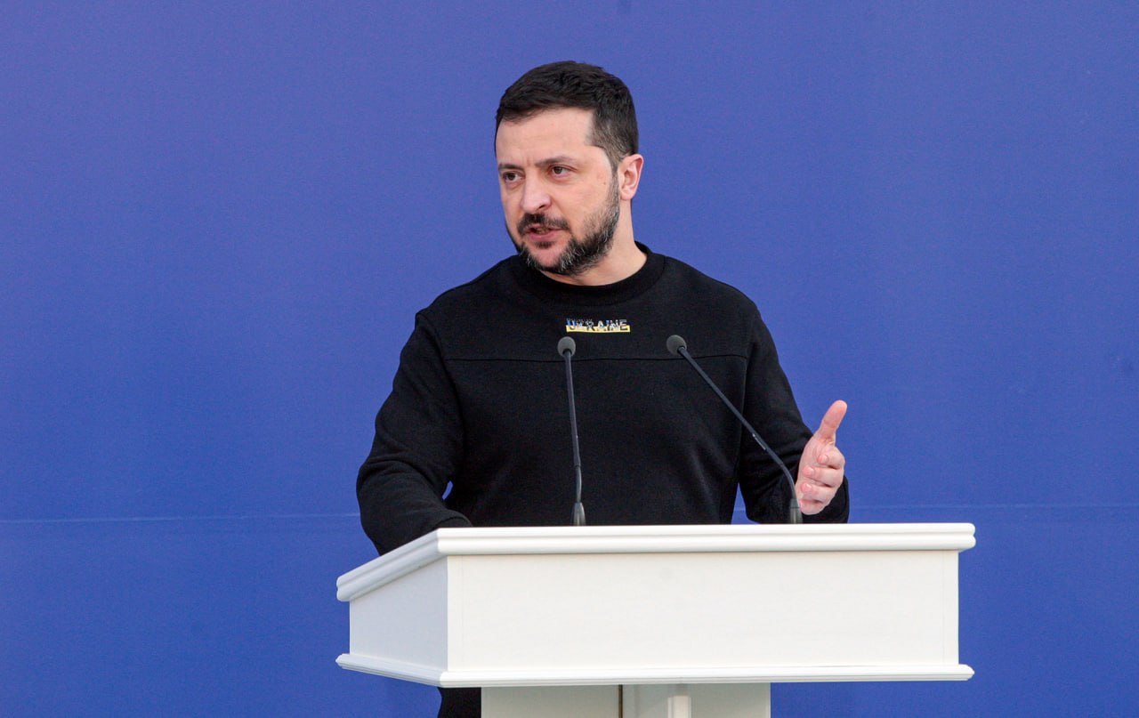 ЗЕЛЕНСЬКИЙ: “Переговорів між Україною та РФ поки НЕ буде, ТОМУ ЩО…” Те, що ВІН відповів Президент ОШЕЛЕШИЛО.